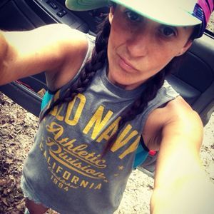 Meet your Posher, Holley